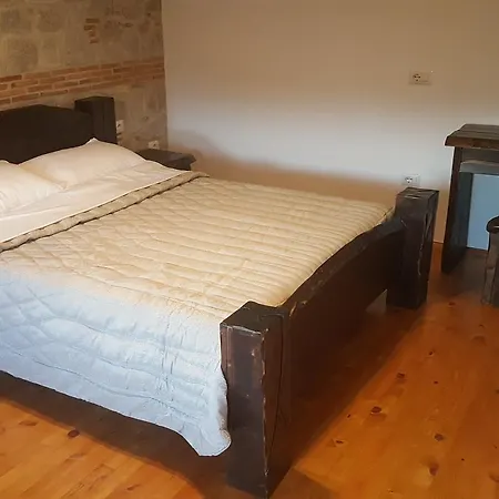 Bujtina Ollga Hotel