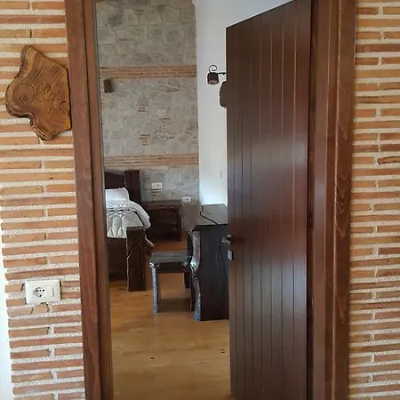 Hotel Bujtina Ollga