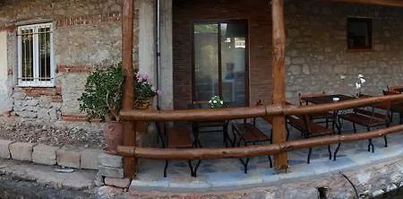 Hotel Bujtina Ollga *