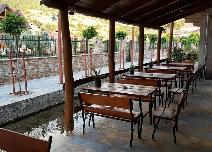 Отель Bujtina Ollga *