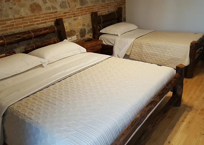 Bujtina Ollga * Tushemisht